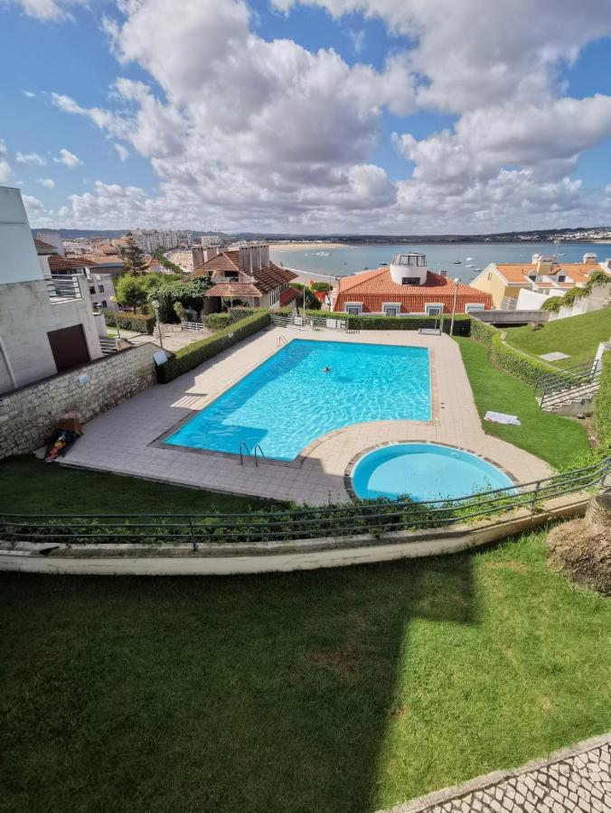 Casa Na Onda Sonho Da Baia Apartment Sao Martinho do Porto Exterior photo
